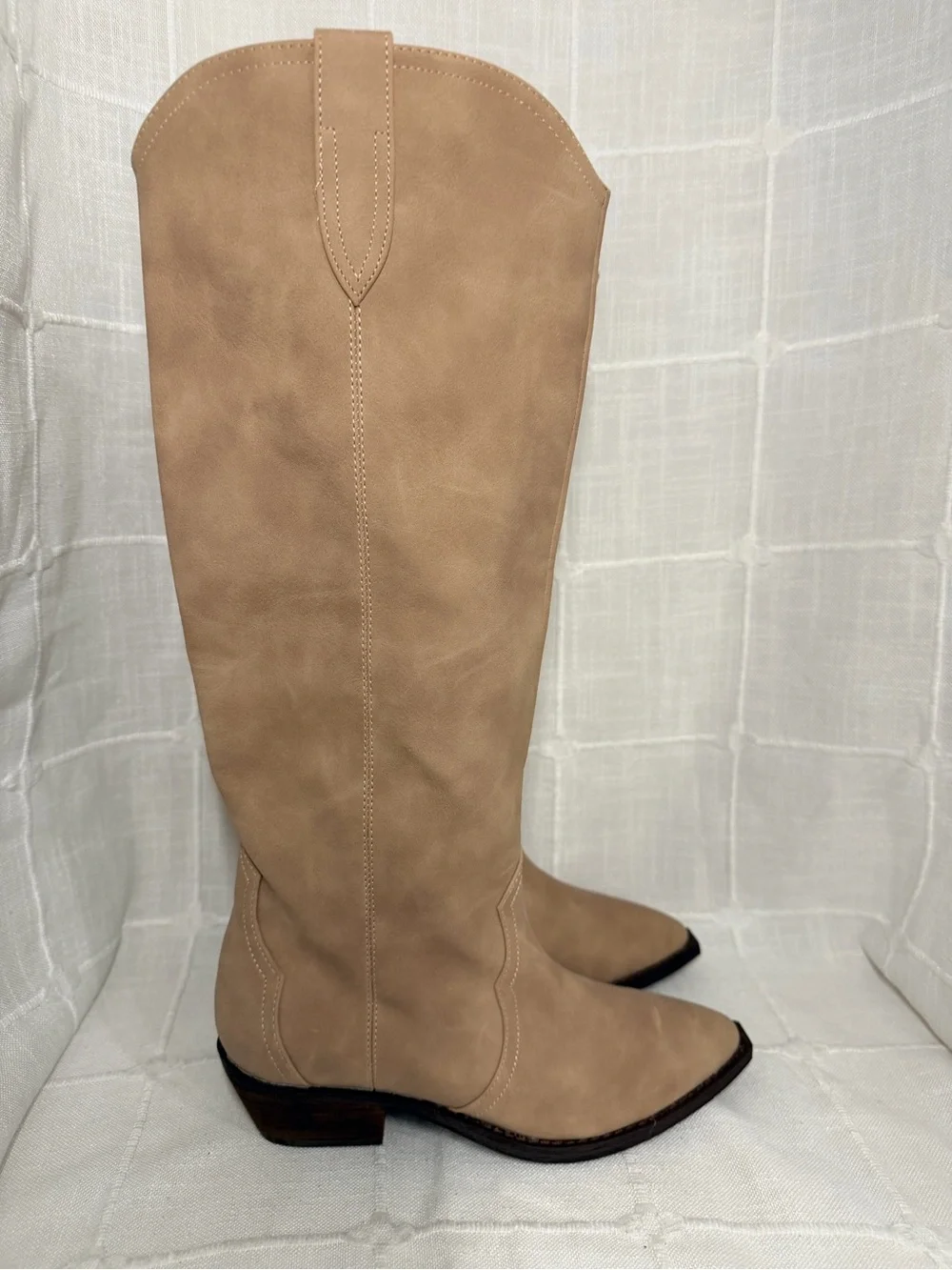NWT DV Dolce Vita Kit Dune Knee High Western Boots Size 9M